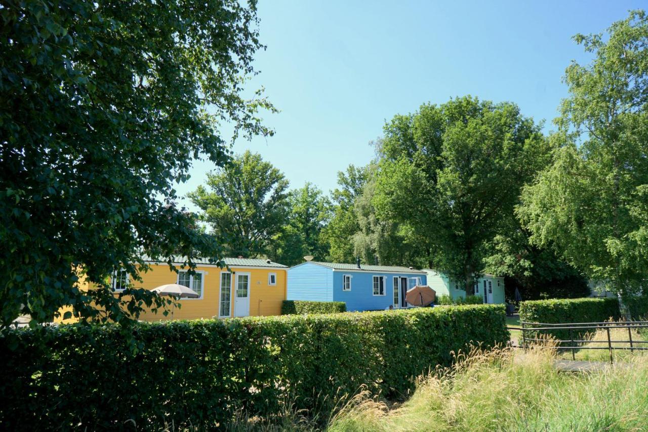 Recreatiepark De Lucht Hotell Renswoude Exteriör bild